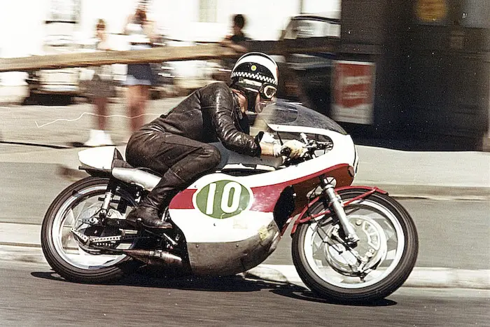 Phil Read. (Yamaha-Motor)