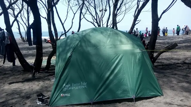 Pantai Kuwaru