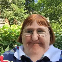 Melissa Blake mengalami perundungan di Twitter dan memiliki cara unik untuk menanggapinya. | dok. twitter.com/melissablake