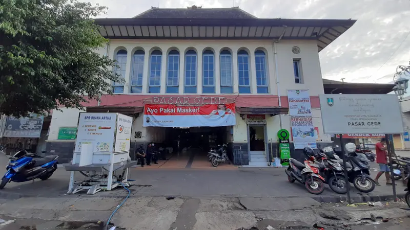 Pasar Gede Solo Ditutup