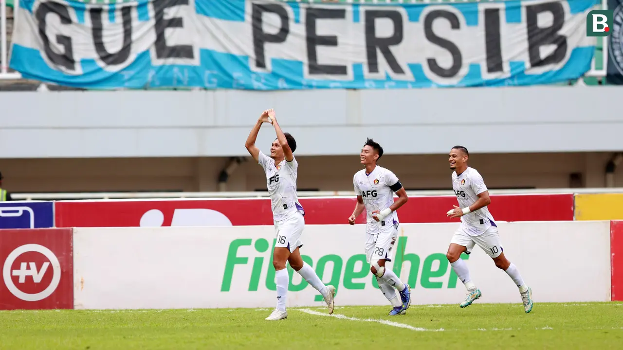 BRI Liga 1 2022/2023: Persib Bandung vs Persik Kediri