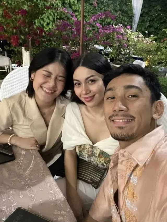 Ariel Tatum saat hadir Ulang Tahun Marini Zumarnis.