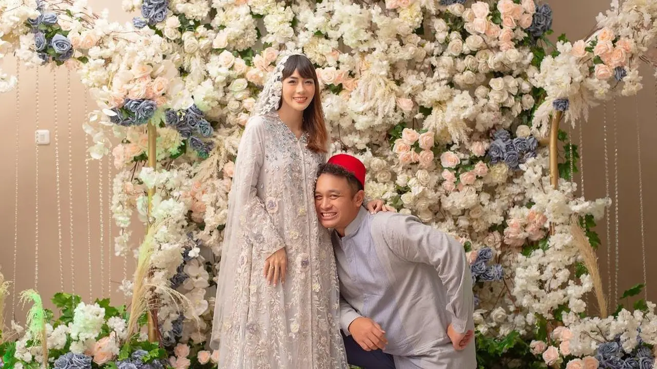 [Fimela] Gilang Dirga dan Adiezty Fersa