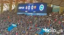 Suasana Stadion yang dipenuhi fans Super Depor saat mendukung tim kesayangannya Deportivo La Coruna berlaga melawan Barcelona di Stadion Riazor. (Bola.com/Okky Herman Dilaga)