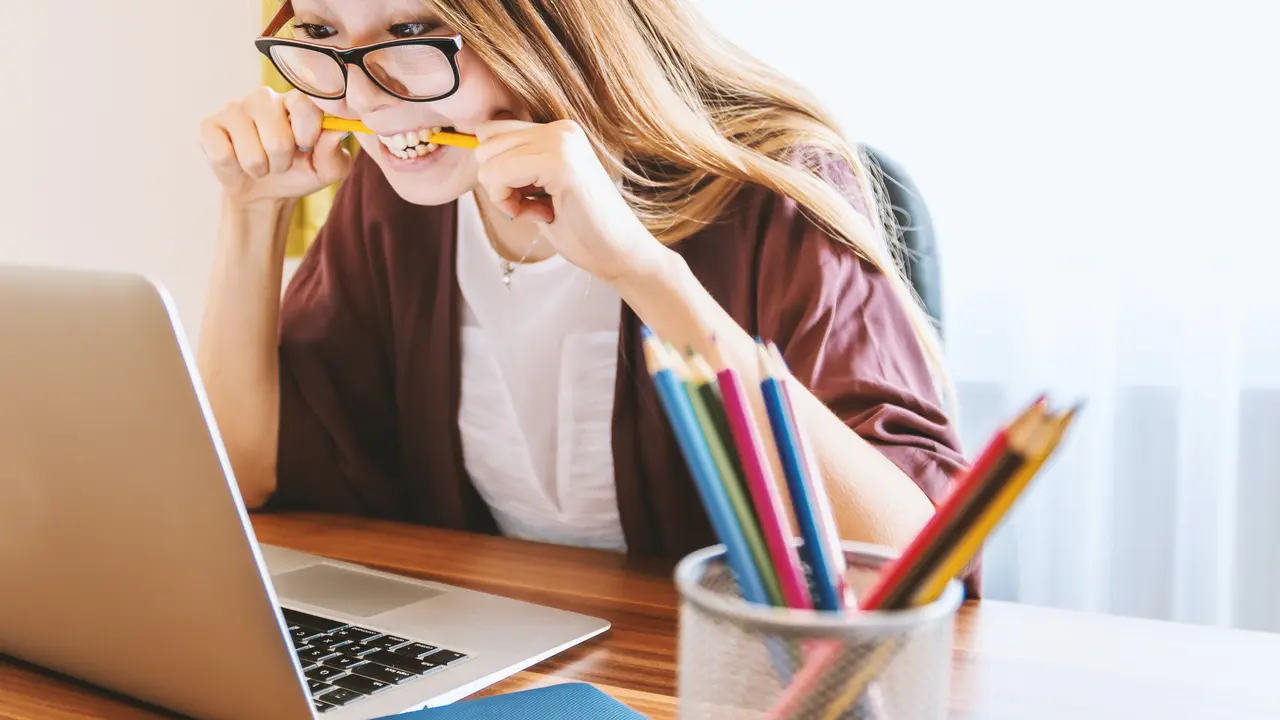 ilustrasi menghentikan overthinking agar tidak stres/unsplash