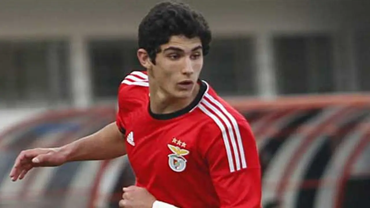 Goncalo Guedes Dinilai Titisan Ribery