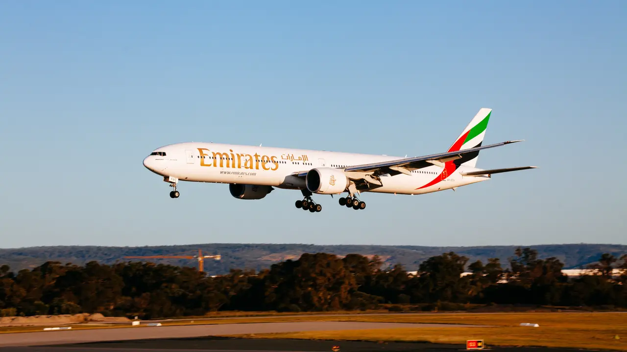 Ilustrasi pesawat Emirates