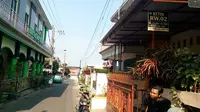 Kampung RW 2 Mulyorejo Kota Malang pernah menghukum pelaku asusila membayar bata, sanksi yang lama tidak diterapkan (Liputan6.com/Zainul Arifin)