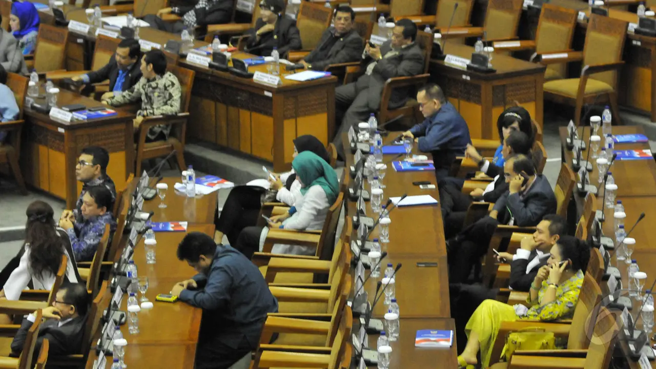Menkeu Bambang Brodjonegoro Sampaikan Kerangka Ekonomi Makro