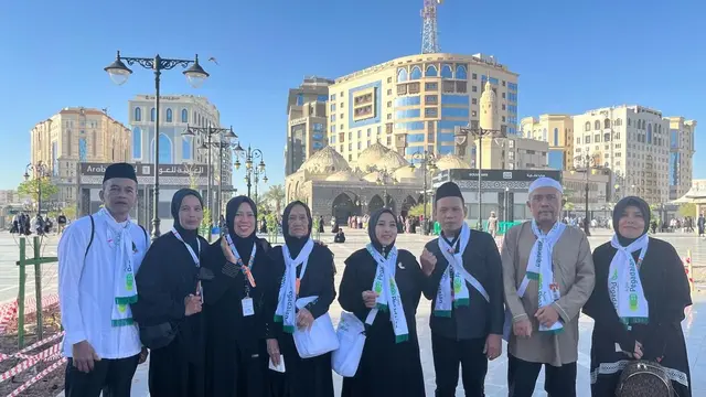 Pencapaian Lampaui Target, Pegadaian Berangkatkan Umrah Agen Hebat Pegadaian