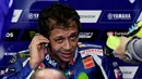 Valentino Rossi saat tampil dalam latihan bebas MotoGP Jepang di Sirkuit Motegi, Jepang, Jumat (14/10/2016). (AFP/Toshifumi Kitamura)