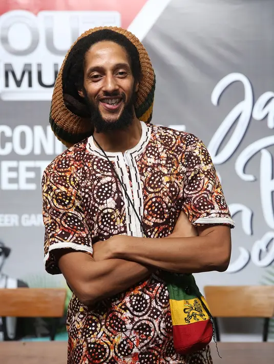 Sekitar 90 menit penyanyi reggae asal Jamaika itu akan menghibur pecinta musik reggae Tanah Air. 18 Lagu telah disiapkan, baik lagu yang dipopulerkan maupun lagu ayahnya Bob Marley. (Bambang E Ros/Bintang.com)