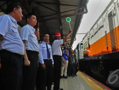 PT KAI meluncurkan produk terbaru KA Jayabaya kelas ekonomi jurusan Pasar Senen-Malang PP, Jakarta, (18/10/14). (Liputan6.com/Johan Tallo) 