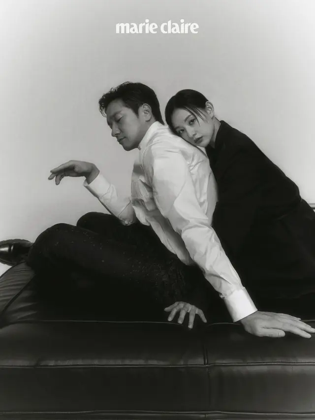 Inspirasi Gaya Foto Prewedding Romantis ala Kim Ji Won dan Sukku Son dari Drama My Liberation Notes