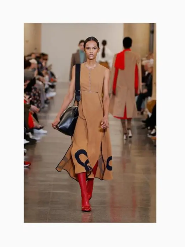 Koleksi Fall/Winter 2019 Victoria Beckham
