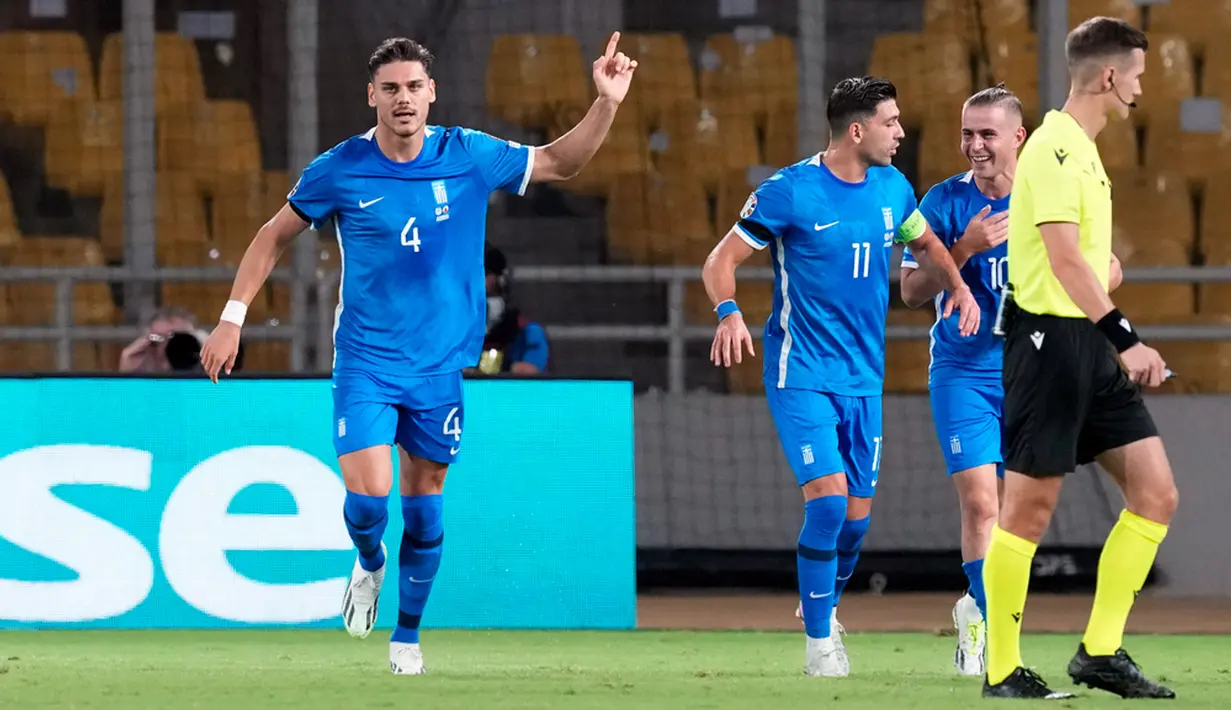 Sembilan menit berselang, giliran Georgios Masouras yang mencetak brace. (AP Photo/Yorgos Karahalis)
