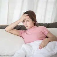 Mengatasi pusing karena darah rendah./Copyright shutterstock.com