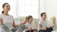 Di tengah kehidupan yang serba cepat dan penuh distraksi, menjaga fokus anak bukanlah hal yang mudah. Notifikasi gadget, tontonan instan, hingga jadwal yang padat sering membuat anak sulit bertahan dalam satu aktivitas dalam waktu lama.  (foto/dok: freepik)