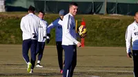 Resmi Gabung Inter, Podolski Langsung Cetak Gol