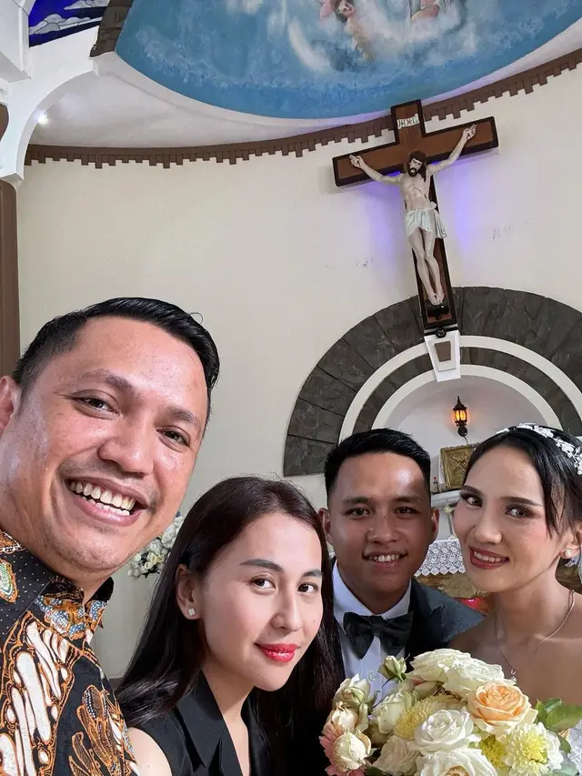 Pernikahan Richard Eliezer dan Ling Ling di Manado, Sulawesi Utara. (Foto: Dok. Instagram @ronnytalapessy)