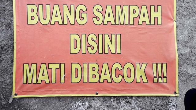 8 Larangan Buang Sampah Sembarangan Kocak Ini Bikin Tepuk