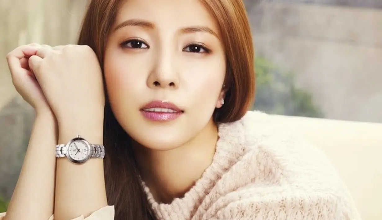 Tak hanya itu saja, BoA juga selalu dikagumi oleh netizen Korea karena suaranya yang merdu. Selain jago menyanyi, BoA juga dapat mengaransemen musik dan menciptakan gerakan tarian koreografer. (Koreaboo/Bintang.com)