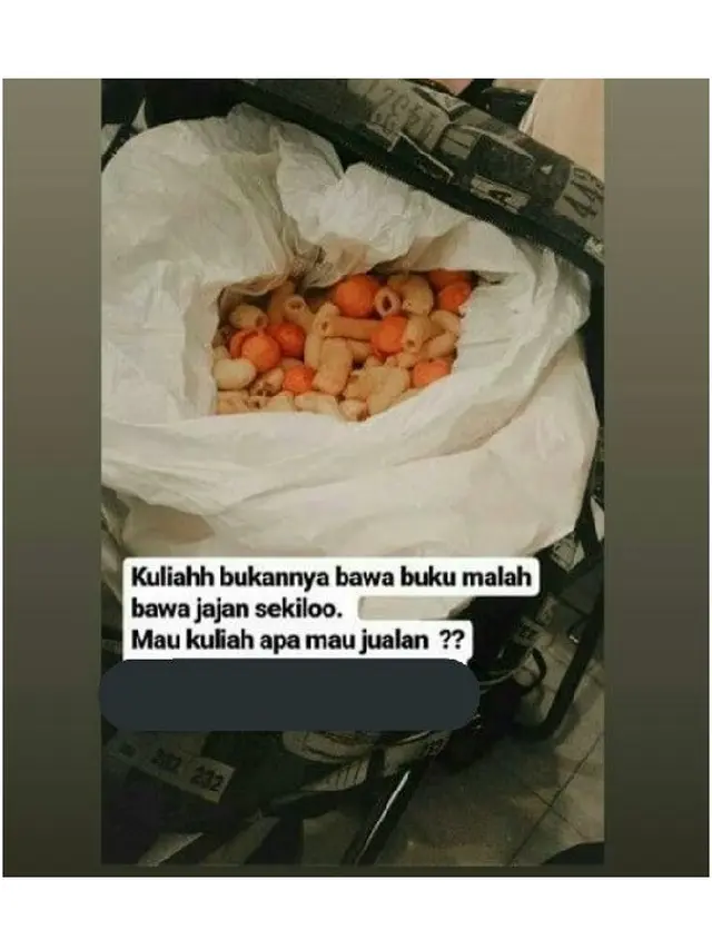 6 Kelakuan Mahasiswa Bawa Makanan di Kelas Ini Bikin Tepuk Jidat