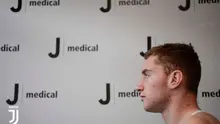 Rekrutan anyar Juventus, Dejan Kulusevski, saat menjalani tes medis. (Bola.com/Dok. Juventus)