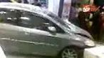 Polisi masih memburu pengendara mobil Honda City yang menabrak bangunan lantai bawah pusat perbelanjaan Cibubur Junction, Jakarta Timur. 