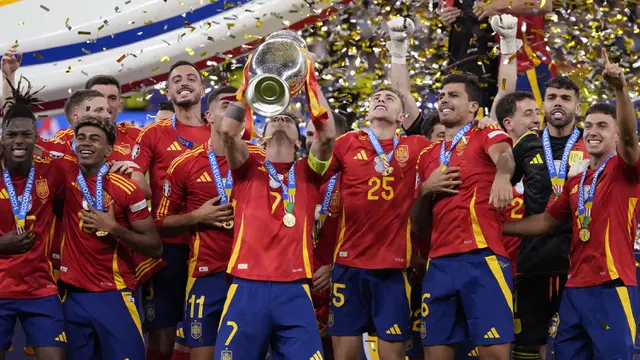 Foto: Spanyol Sah Jadi Tim Tersukses di Ajang Euro, Koleksi Gelar ke-4 setelah Benamkan Inggris di Final Euro 2024