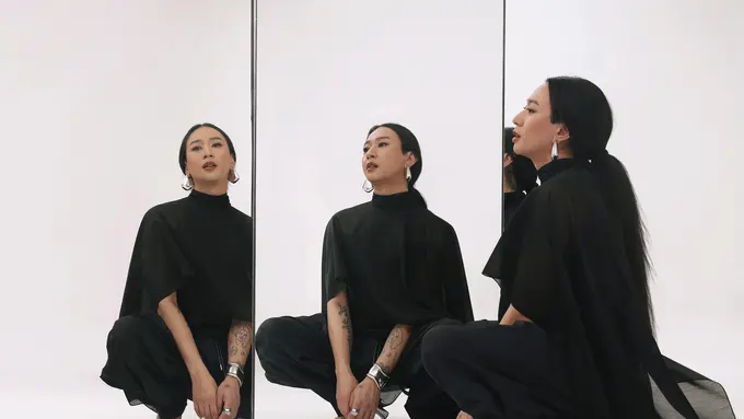 Jovi Adhiguna x Day and Night, Koleksi yang Mengajak Kembali Jatuh Cinta pada Proses Berkarya [Dok/Day and Night]