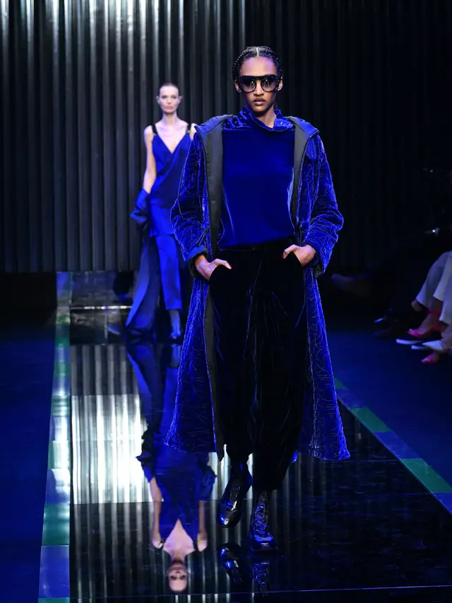 Fashion Show Sunyi Persembahan Armani untuk Ukraina