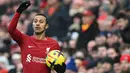 Thiago membela Liverpool sejak 2020 lalu. Ia ditransfer dari raksasa Bundesliga, Bayern Munchen. (Paul ELLIS / AFP)