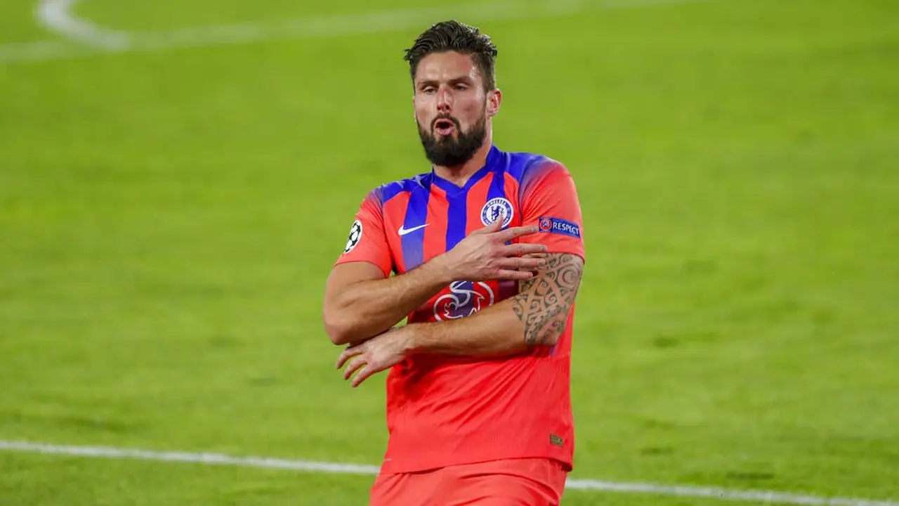 FOTO: Olivier Giroud Borong 4 Gol, Chelsea Berpesta di Markas Sevilla