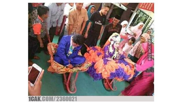 6 Kendaraan Pengantin Antimainstream Ini Bikin Geleng Kepala