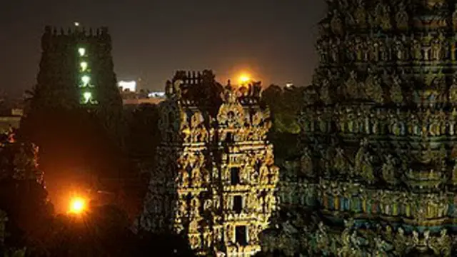 10 Kuil Hindu Paling Indah di Muka Bumi