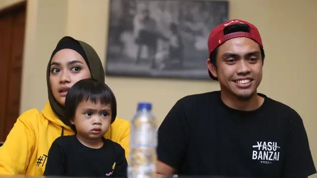 [Bintang] Ayudia Bing Slamet dan Ditto