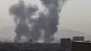 Kementerian Pertahanan Israel mengumumkan telah melancarkan serangan pendahuluan terhadap Iran. Tampak dalam foto, kepulan asap membubung setelah ledakan yang dilaporkan terjadi di Teheran, Iran, pada 28 Februari 2026. (ATTA KENARE/AFP)