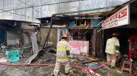 Api Membakar Ruko Sparepart di Ramanda Depok, Kerugian Capai Puluhan Juta