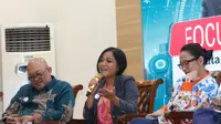 UMKM adalah tulang punggung ekonomi nasional, dengan kontribusi yang signifikan terhadap PDB dan penyediaan lapangan kerja. Namun, UMKM yang dipimpin oleh perempuan masih menghadapi berbagai tantangan, mulai dari akses pembiayaan yang terbatas, rendahnya adopsi teknologi, hingga hambatan gender dalam menjalankan usahanya