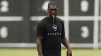 Seedorf Latih AC Milan?