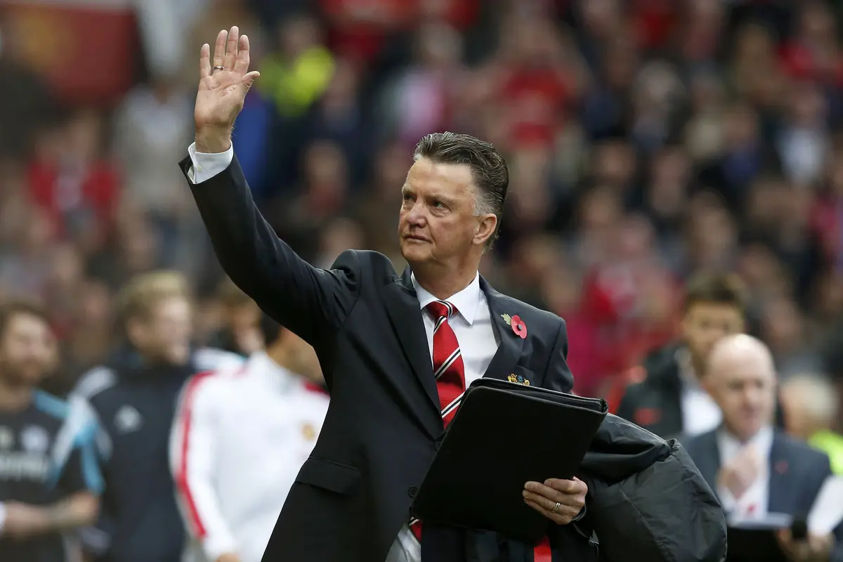 Lebih 'Tokcer' dari David Moyes, Indikasi Van Gaal Bakal Dipecat?