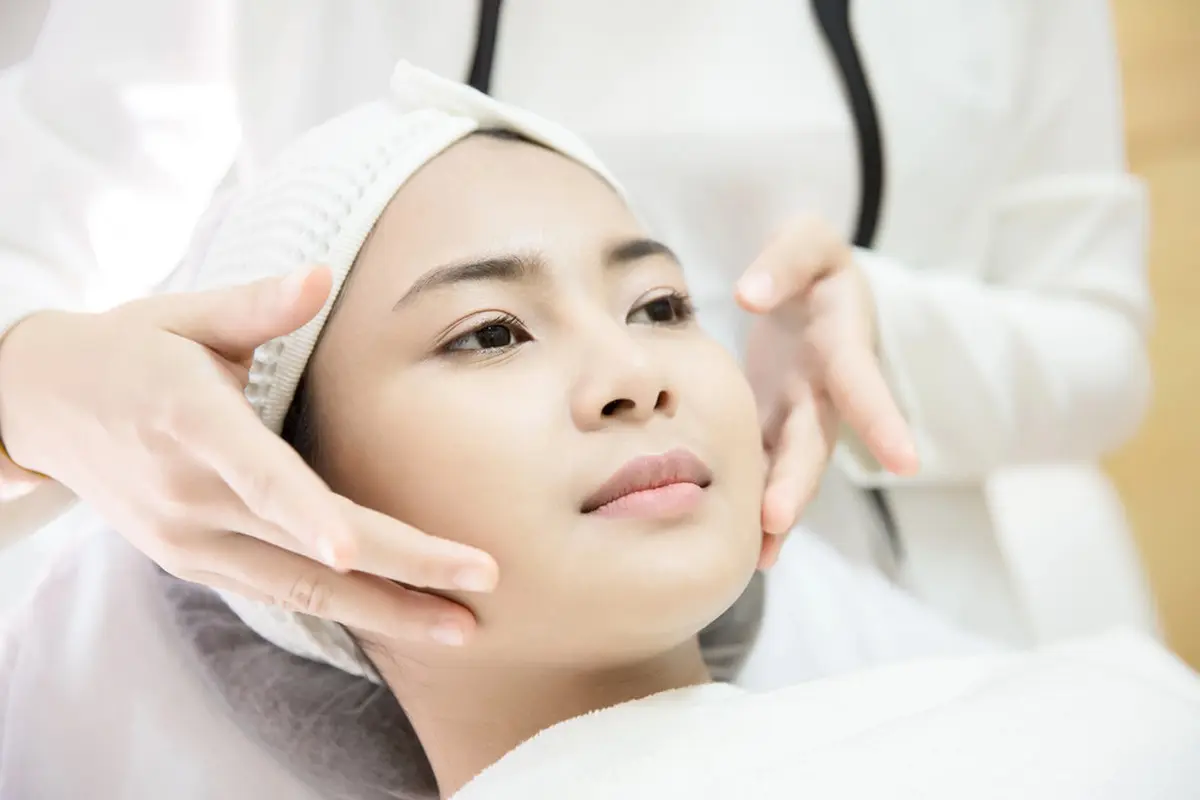 Rekomendasi Klinik Kecantikan yang Tawarkan Solusi Lengkap Atasi Masalah Kulitmu, Bikin Auto Glowing!