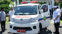 Pemkot Bengkulu menyiapkan puluhan Ambulance gratis untuk melayani warga kota ini 24 jam. (Liputan6.com/Yuliardi Hardjo)