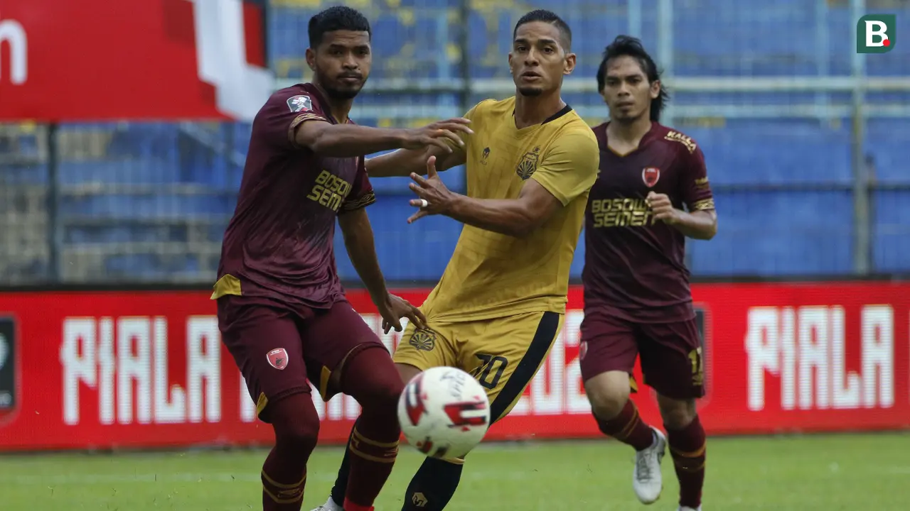 FOTO: PSM Makassar Pimpin Grup B usai Bermain Imbang 1-1 dengan Bhayangkara Solo FC - Renan Da Silva; Hasim Kipuw