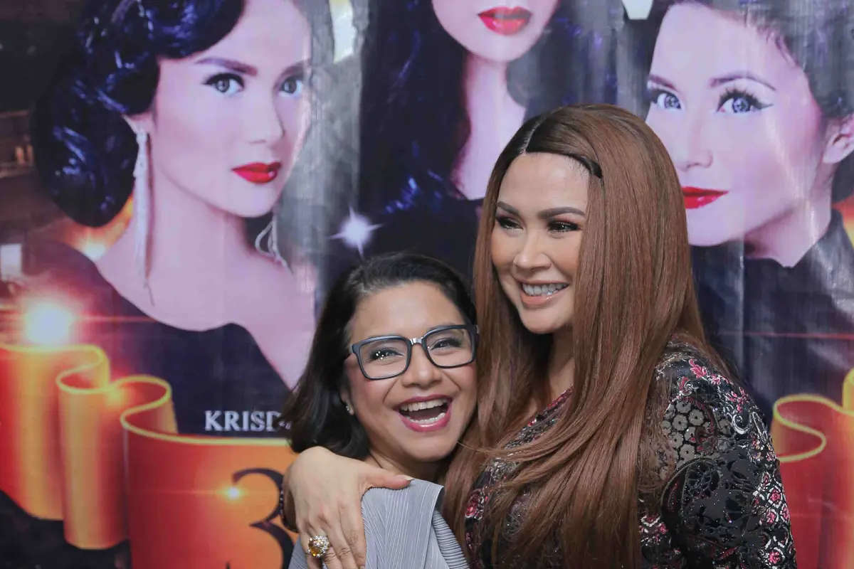 [Bintang] 3 Diva -Titi DJ dan Ruth Sahanaya