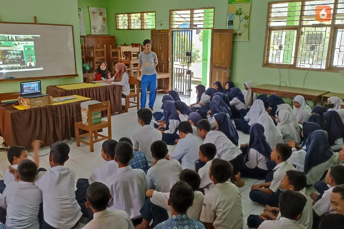 Kemenkoinfo Ajak Pelajar di Takalar Bangun Literasi Digital dengan Kearifan Lokal