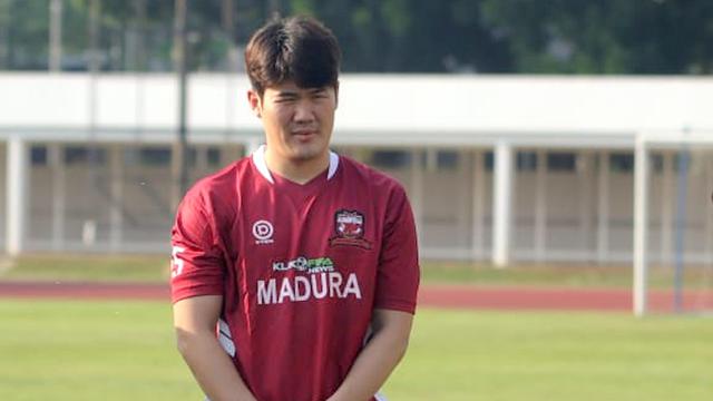 Gelandang Madura United, Kim Jin-sung