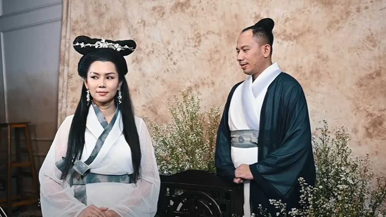 Bertema Gladiator, Ini 6 Potret Prewedding Vicky Prasetyo dan Kalina Ocktaranny