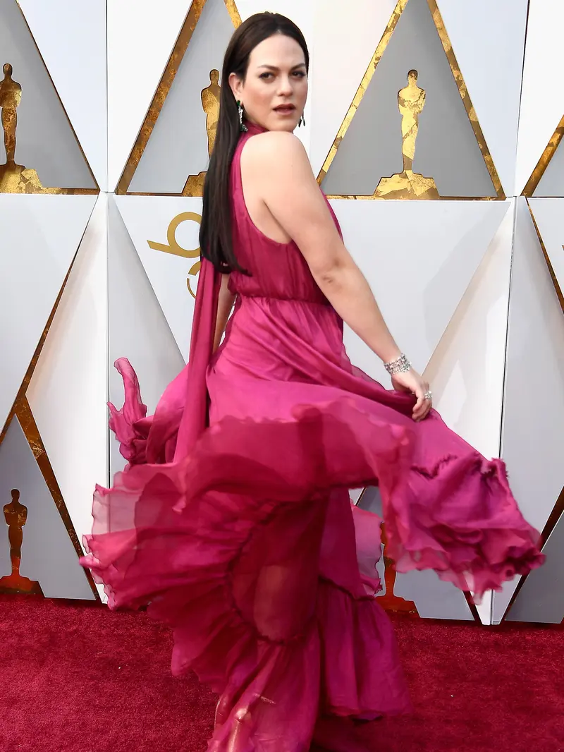 Daniela Vega saat tiba menghadiri Academy Awards ke-90 di Hollywood, California
